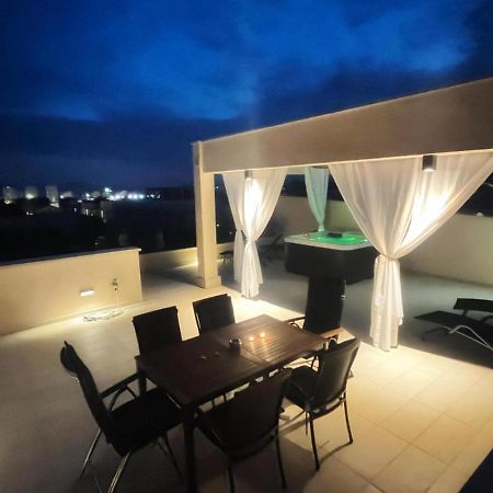 Olive Oasis Penthouse With Jacuzzi Apartment Задар Екстериор снимка