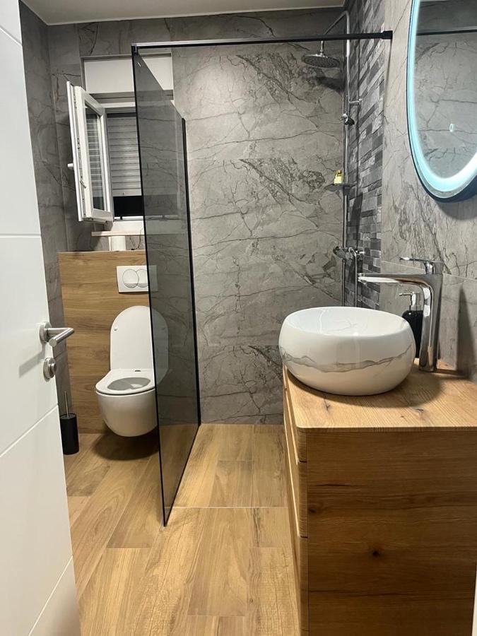 Olive Oasis Penthouse With Jacuzzi Apartment Задар Екстериор снимка